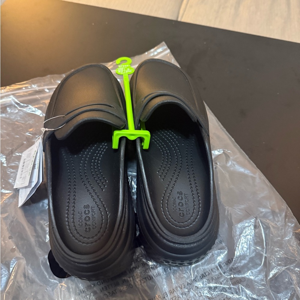 CROCS Black Stomp Loafer - Picture 4 of 4